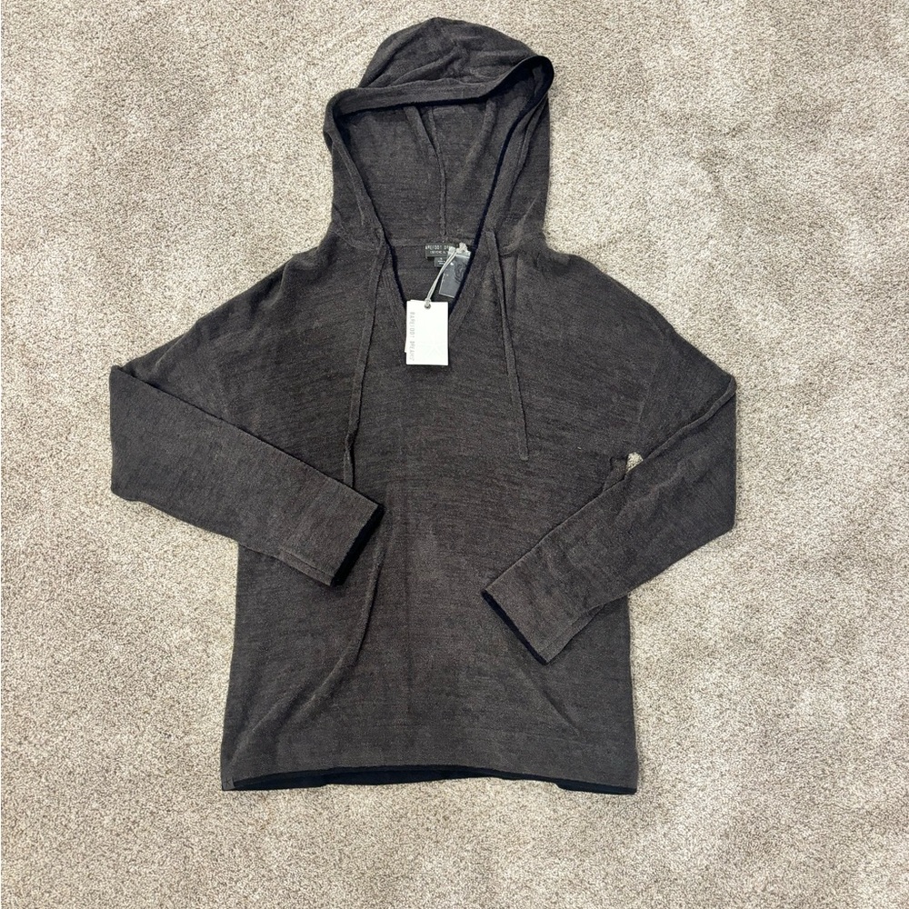NWT Barefoot Dream Pullover